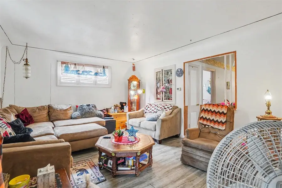 41 E 14th, Holland, MI 49423 - #2