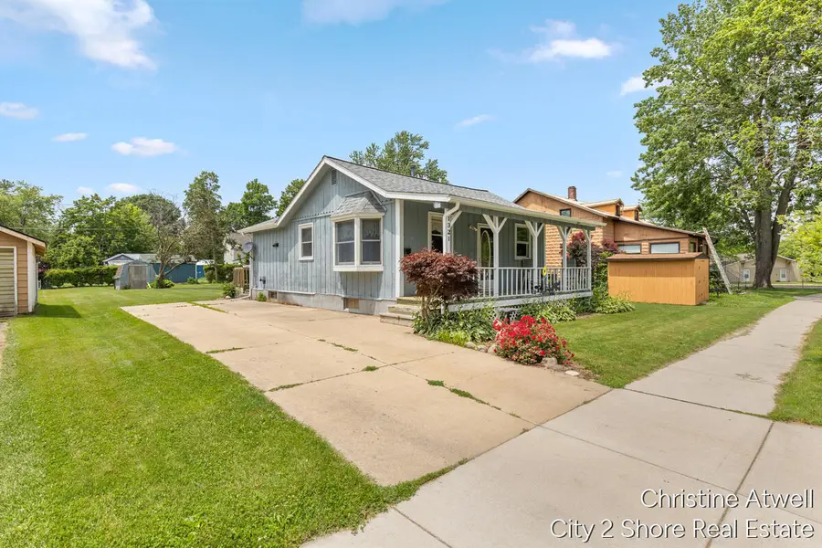 1321 Pearl, Lake Odessa, MI 48849 - #2
