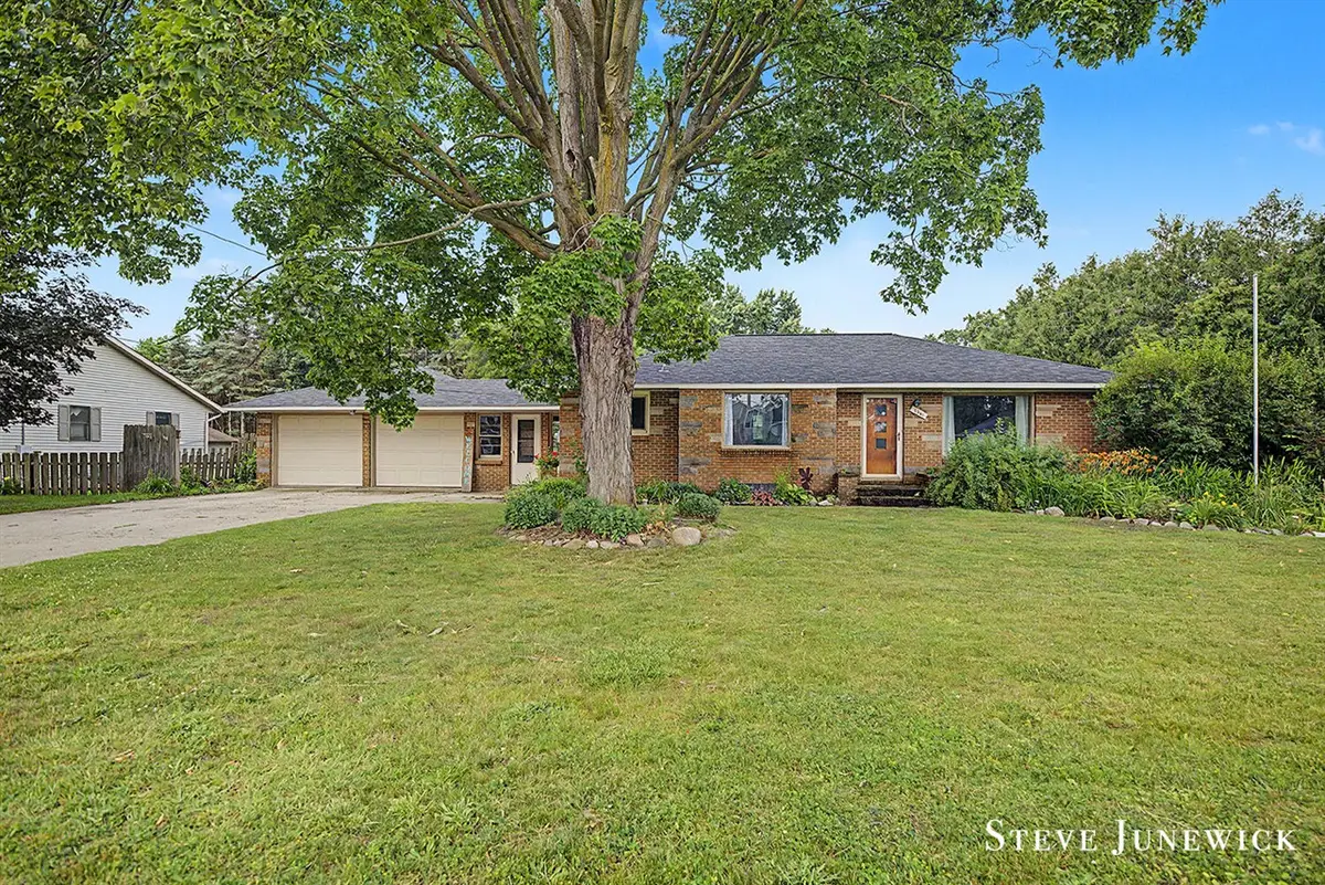 8261 Cottonwood, Jenison, MI 49428 - #1