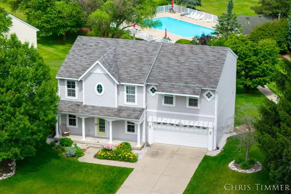 1877 Sun Park, Zeeland, MI 49464
