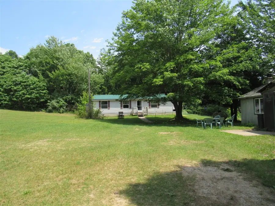 710 N 204th, Hesperia, MI 49421 - #3