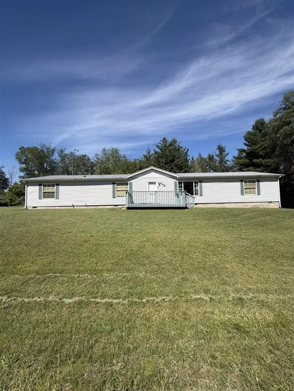646 George, Clare, MI 48617