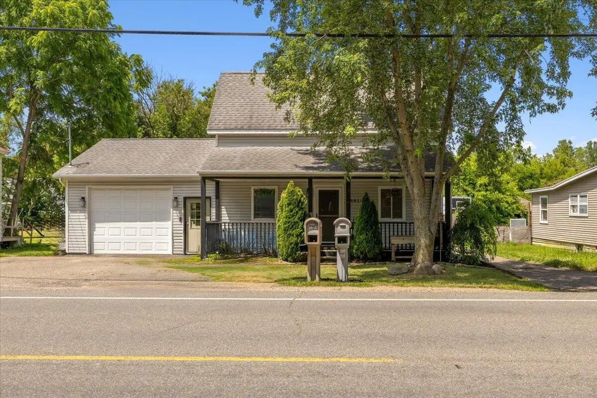 9611 E Newburg, Durand, MI 48429 - #1