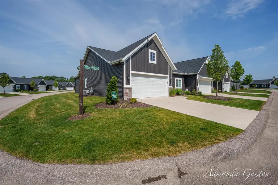 7483 Hardwood #79, Caledonia, MI 49316 - #2