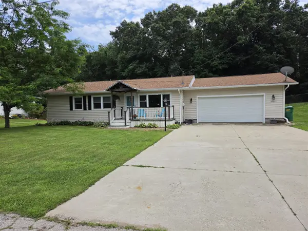 27853 Burmax, Dowagiac, MI 49047