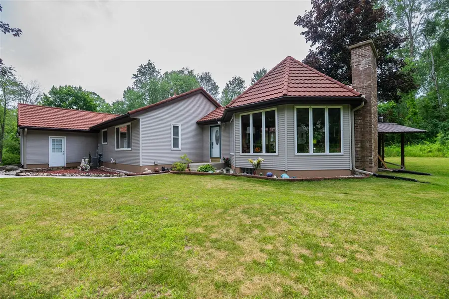 989 Mccabe, Ada, MI 49301 - #2
