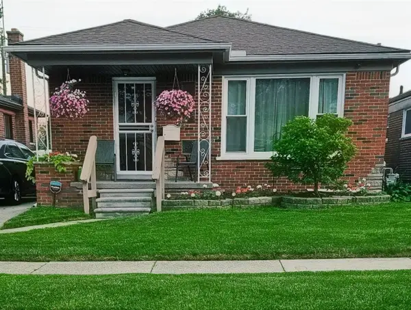 6828 Iowa, Hamtramck, MI 48212