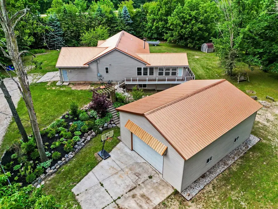3155 11 Mile, Rockford, MI 49341 - #2