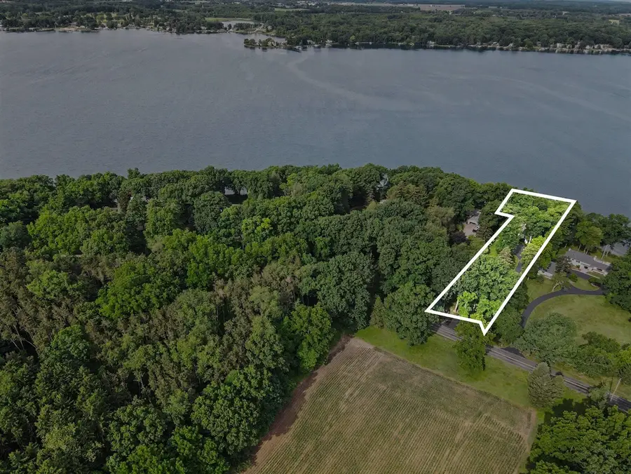 4630 E Gull Lake, Hickory Corners, MI 49060 - #2