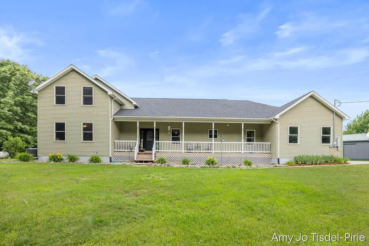 5824 W Grand River, Laingsburg, MI 48848 - #1