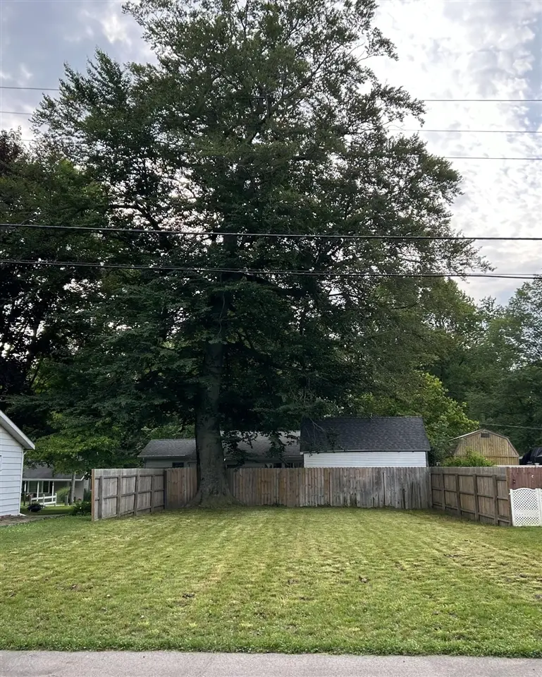 Maple, Dowagiac, MI 49047 - #2