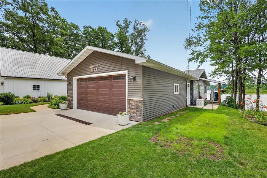 1630 S Colonel Point, Crystal, MI 48818 - #3