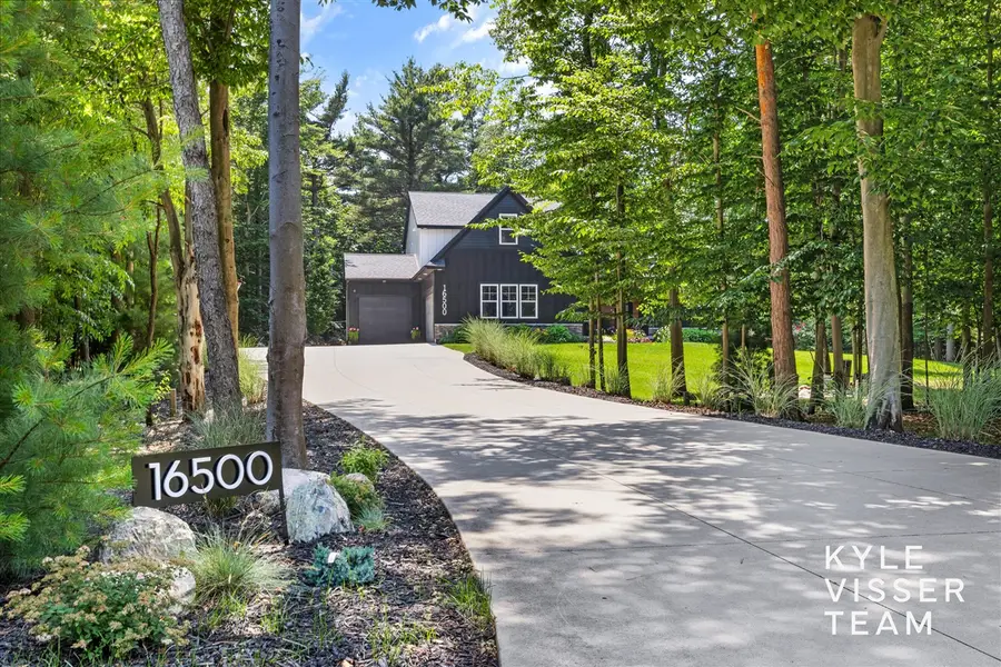 16500 Haven Woods, West Olive, MI 49460 - #2