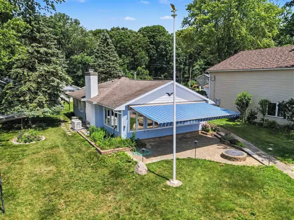 11169 Lakeshore, Three Rivers, MI 49093