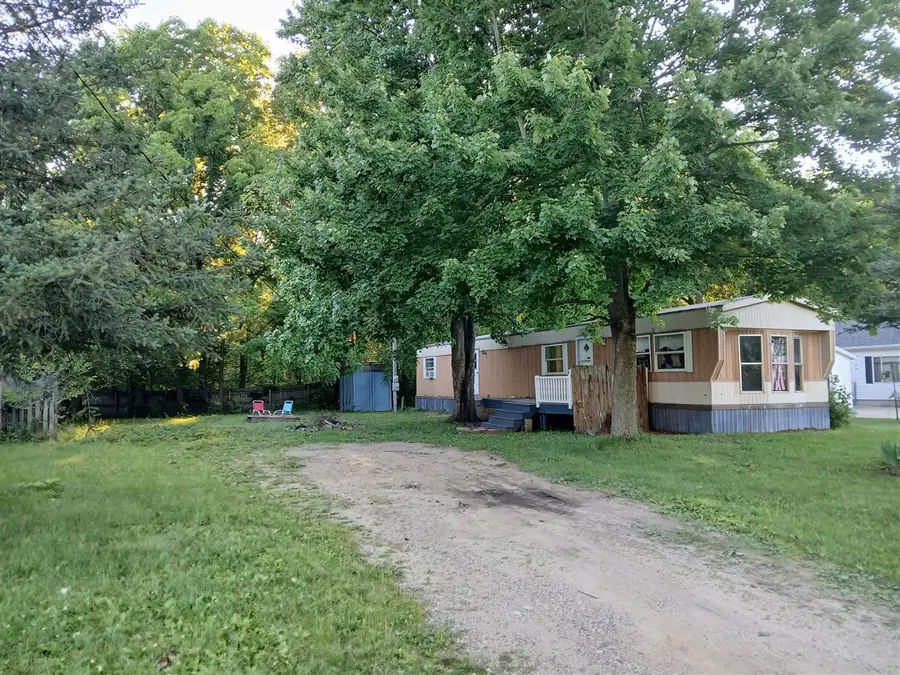 75690 Marie, Lawton, MI 49065 - #3