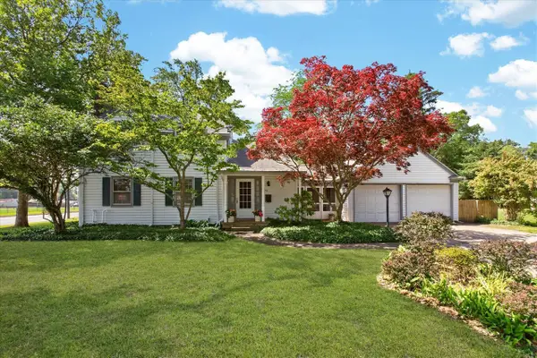 232 N Sunnybank Road, Saint Joseph, MI 49085
