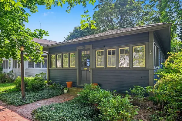 440 Park, South Haven, MI 49090