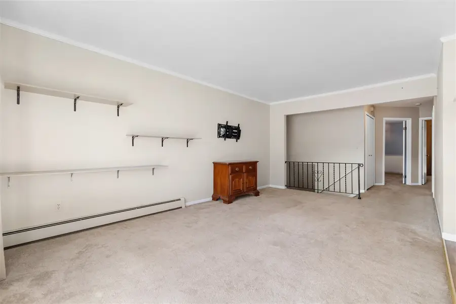 25352 Potomac #7, South Lyon, MI 48178 - #3