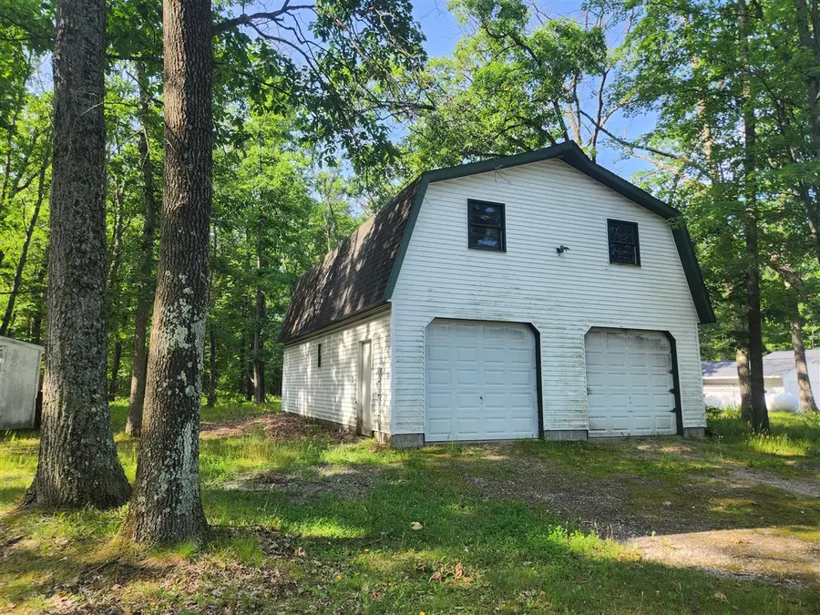 2318 W 14 Mile, Bitely, MI 49309 - #3