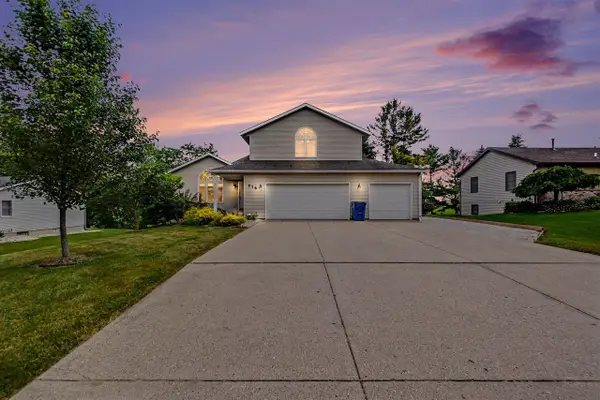 678 Apache, Fremont, MI 49412