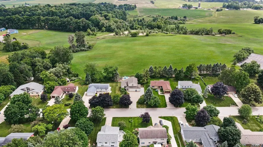678 Apache, Fremont, MI 49412 - #2