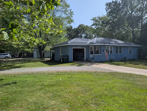 271 Randall, Muskegon, MI 49441