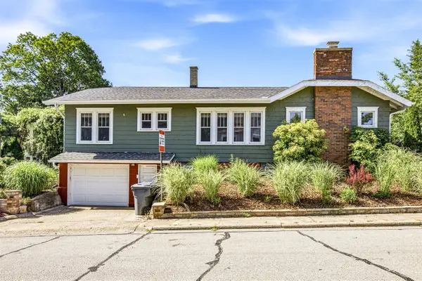2501 Lakeview, Saint Joseph, MI 49085