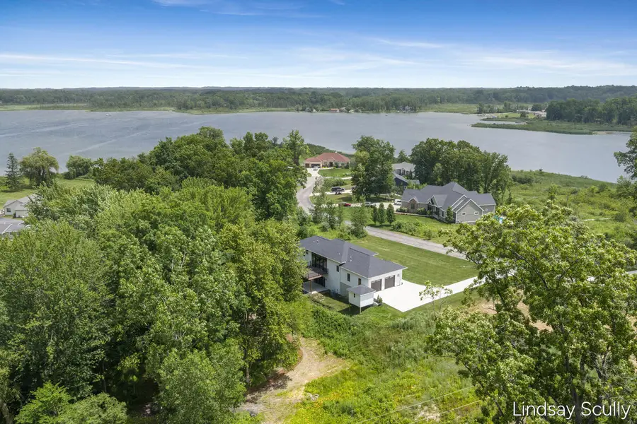 9465 Wabasis Pointe, Greenville, MI 48838 - #2