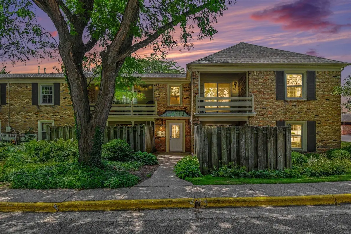 2421 Abbington #30, Grand Rapids, MI 49506 - #1