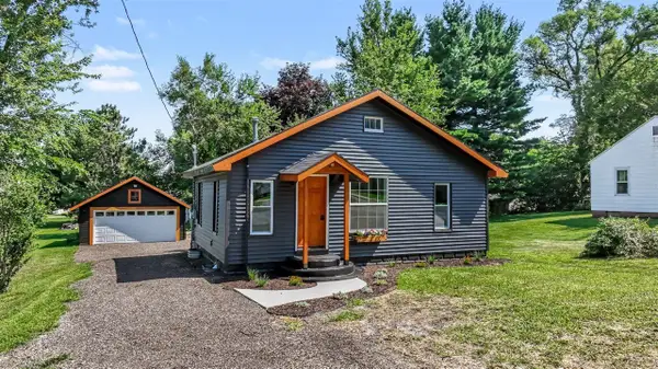 121 E Olds, Hartford, MI 49057