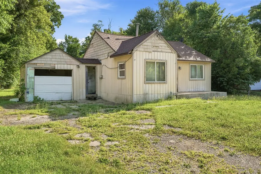 3758 W Michigan, Level Park Oak Park, MI 49037 - #2