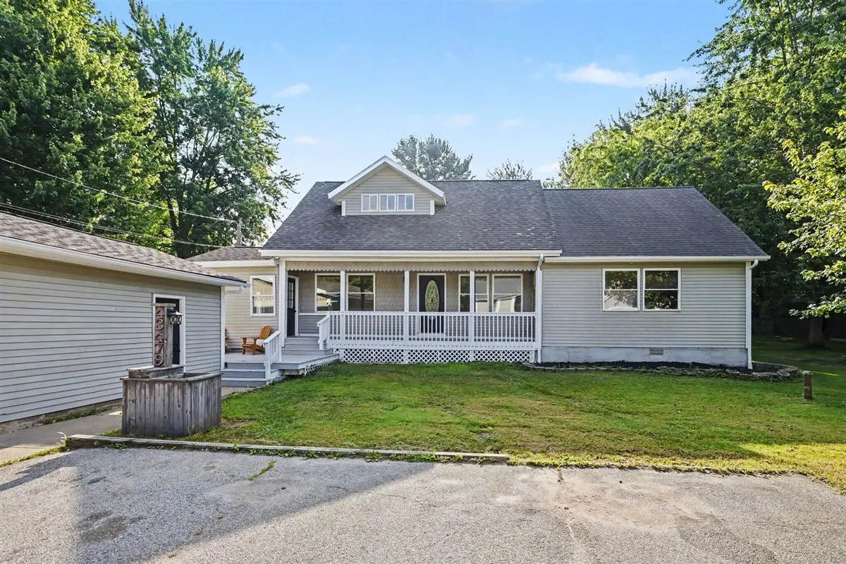 43479 Van Auken, Bangor, MI 49013 - #1
