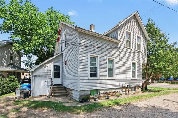 1152 Portage, Kalamazoo, MI 49001