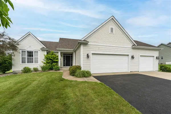 7597 Prairie Crossing, Kalamazoo, MI 49004