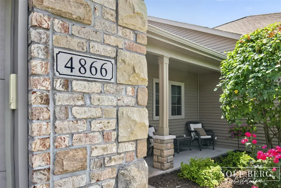 4866 Chatsworth Creek, Hudsonville, MI 49426 - #2