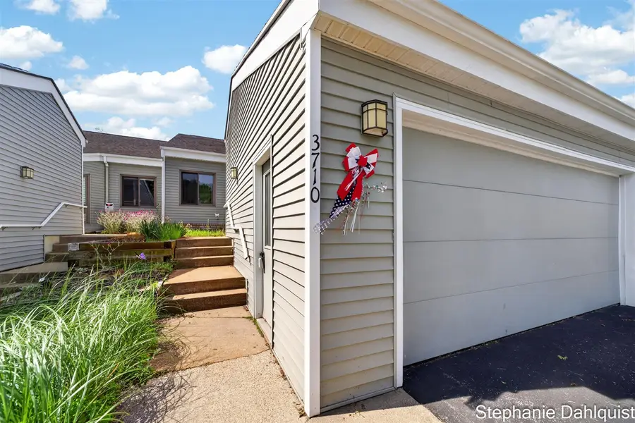 3710 Mona Kai #14, Norton Shores, MI 49444 - #2