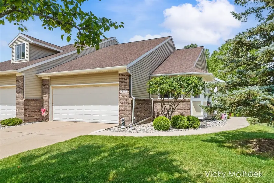 335 E North, Hastings, MI 49058 - #2