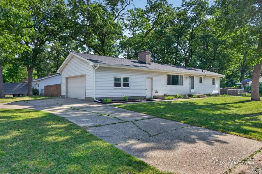 2410 Marcoux, Muskegon, MI 49442 - #2