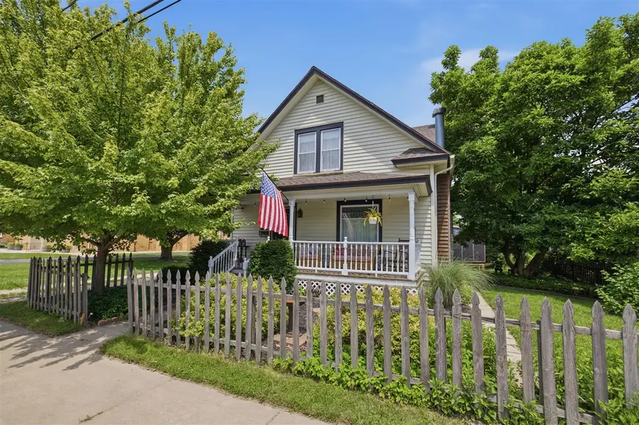 24 W Ash, Three Oaks, MI 49128 - #2