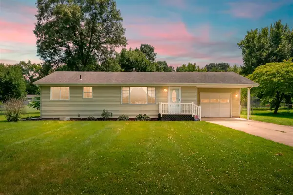 17175 Moorepark, Three Rivers, MI 49093
