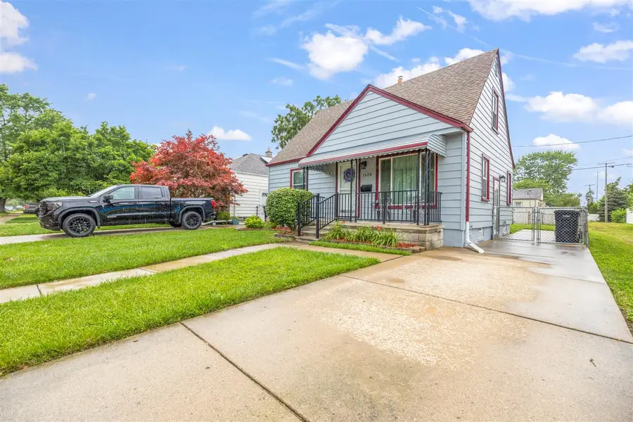 1528 7th, Wyandotte, MI 48192 - #2