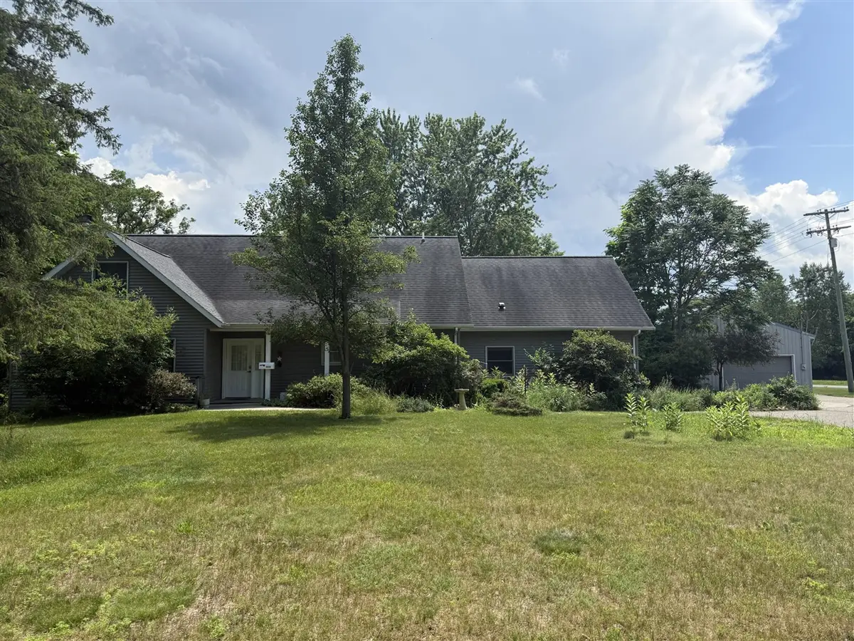 8518 3rd, Vestaburg, MI 48891 - #1