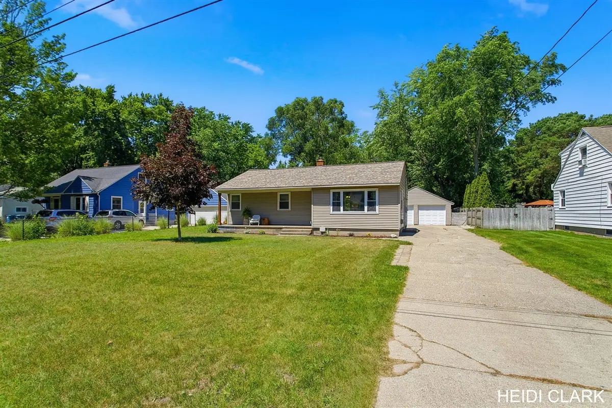 16105 Gary, Grand Haven, MI 49417 - #1
