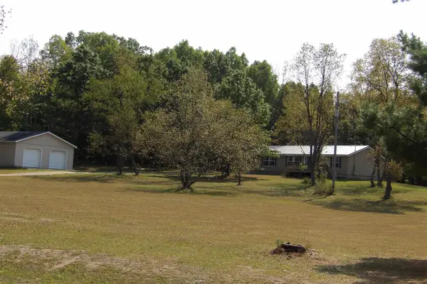 11067 S River, Evart, MI 49631