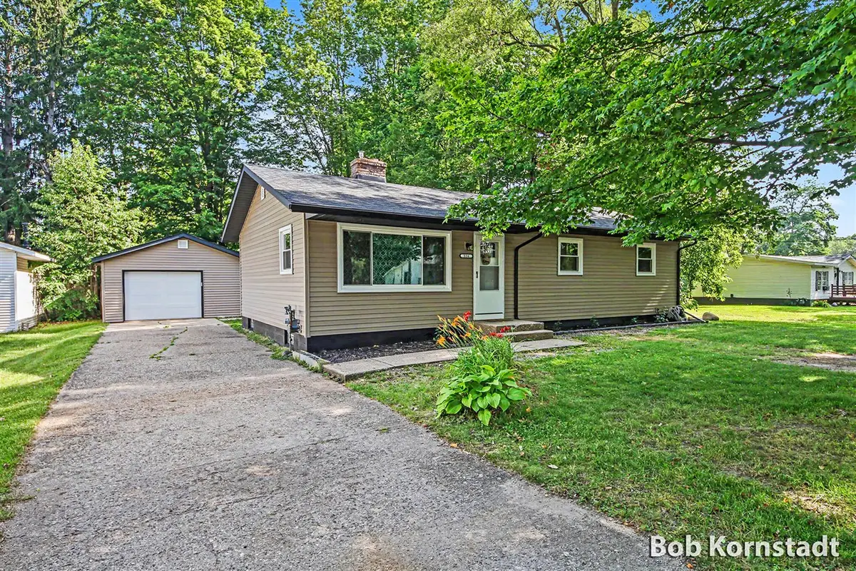 516 W Elm, Wayland, MI 49348 - #1