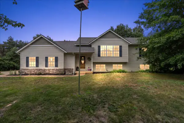 6473 Pine Point, Coopersville, MI 49404