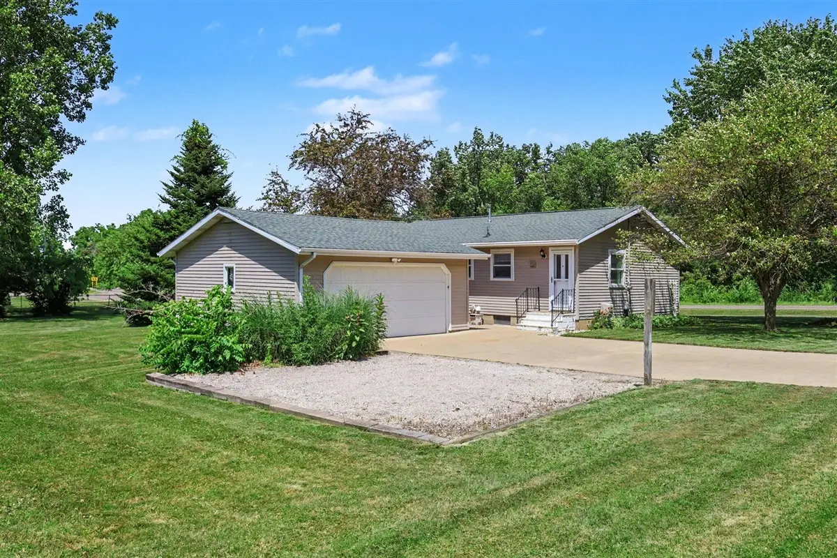 3604 Clinton, Jackson, MI 49201 - #1