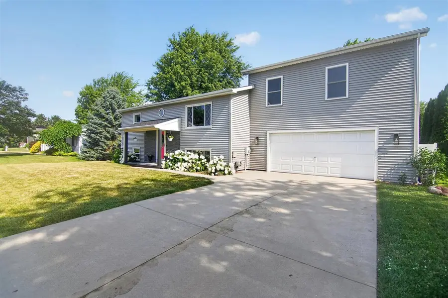 438 South, Blissfield, MI 49228 - #3