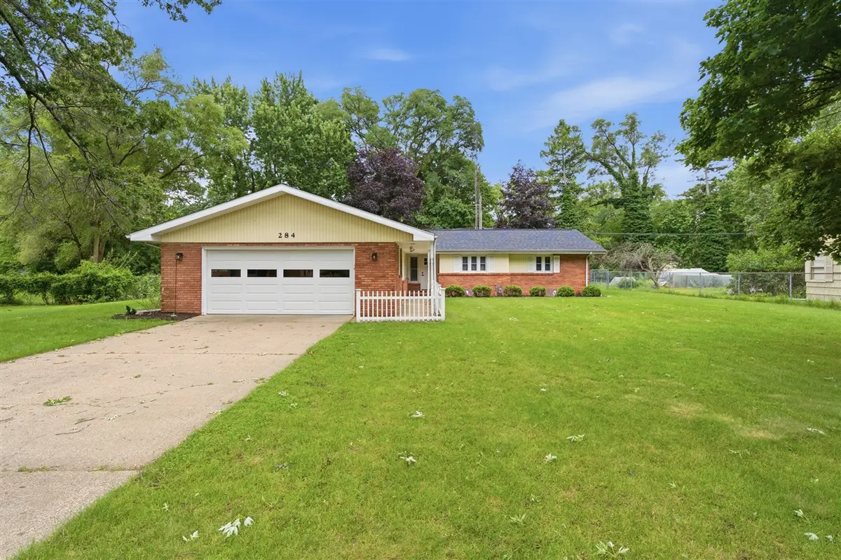 284 Hoover, Fair Plain, MI 49022 - #1