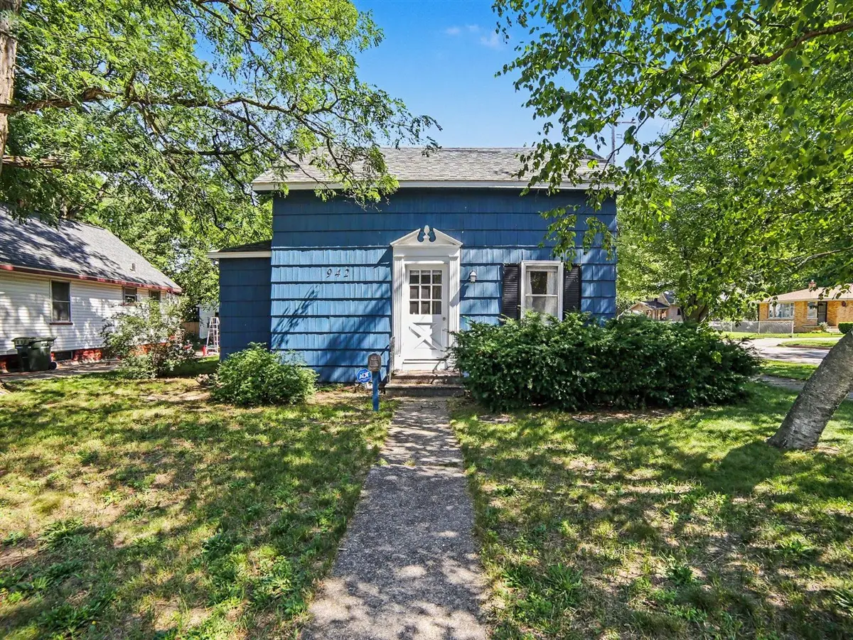 942 Amity, Muskegon, MI 49442 - #1